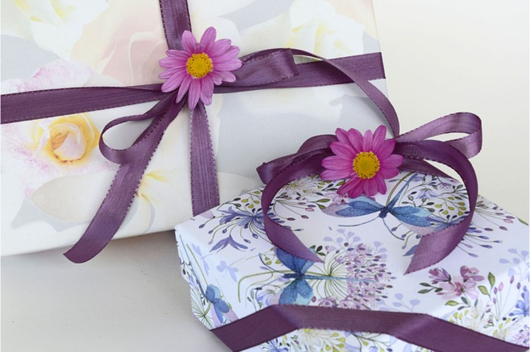Gift Wrapping