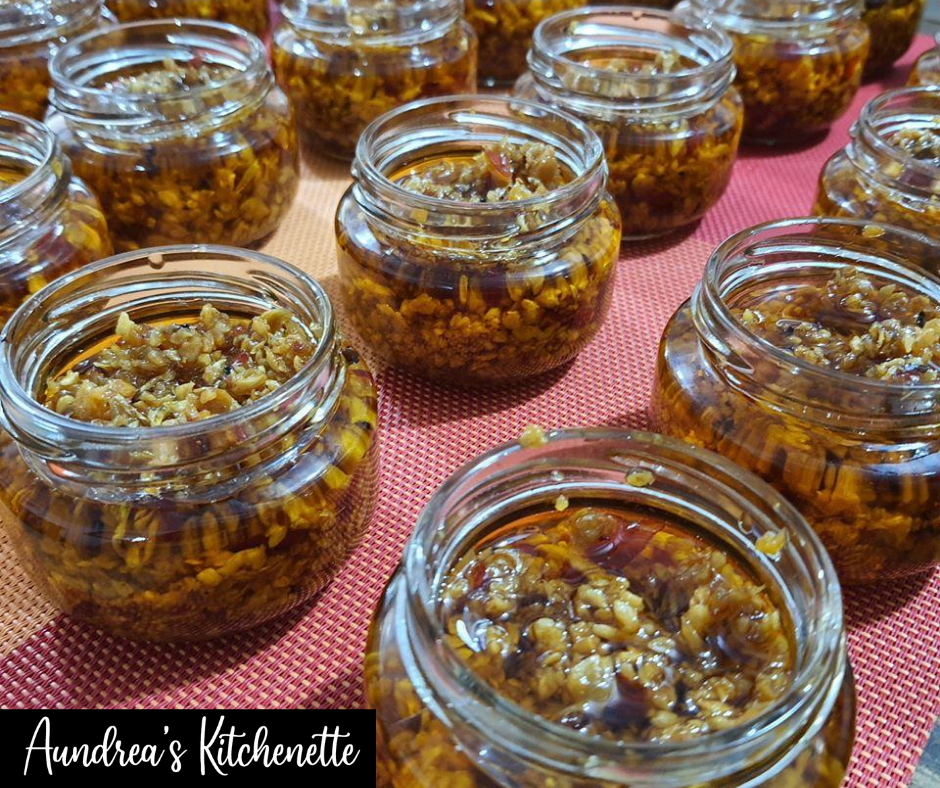 Aundrea's Crispy Chili Garlic Oil