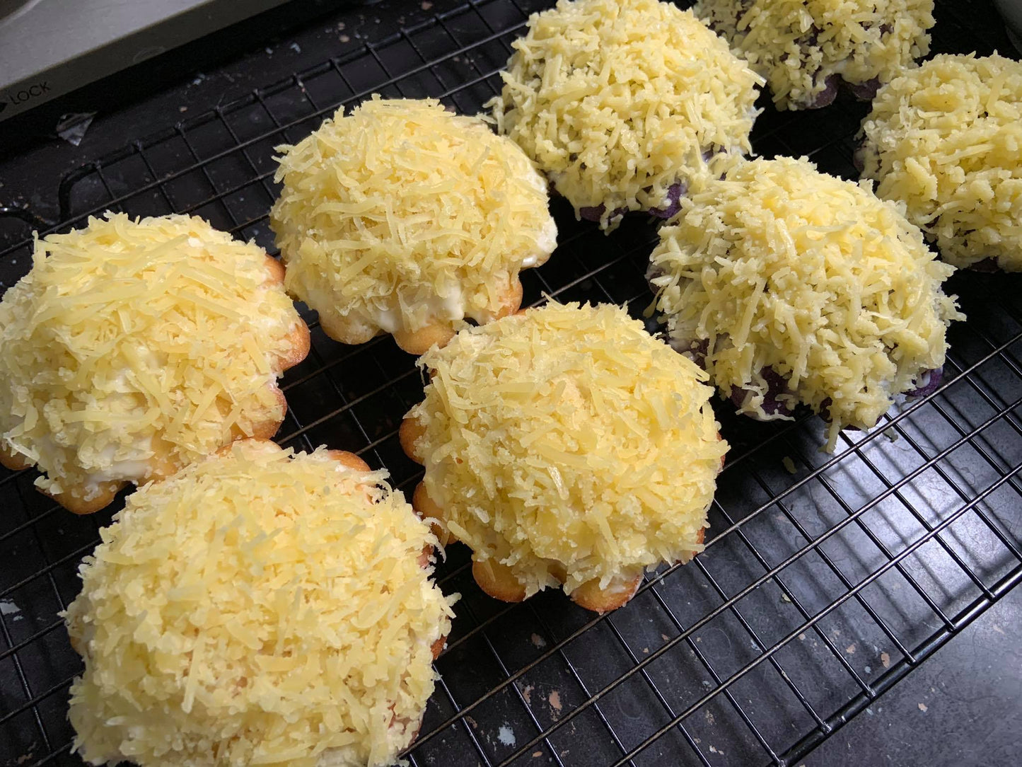 Keto Ensaymada